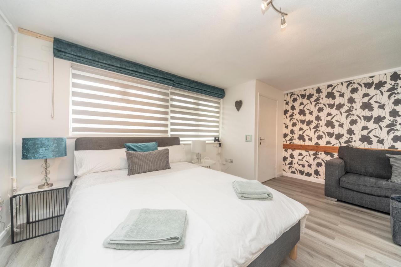 10 Boutique Studio Apartment Near Tube - Quiet Location Little Missenden Buitenkant foto